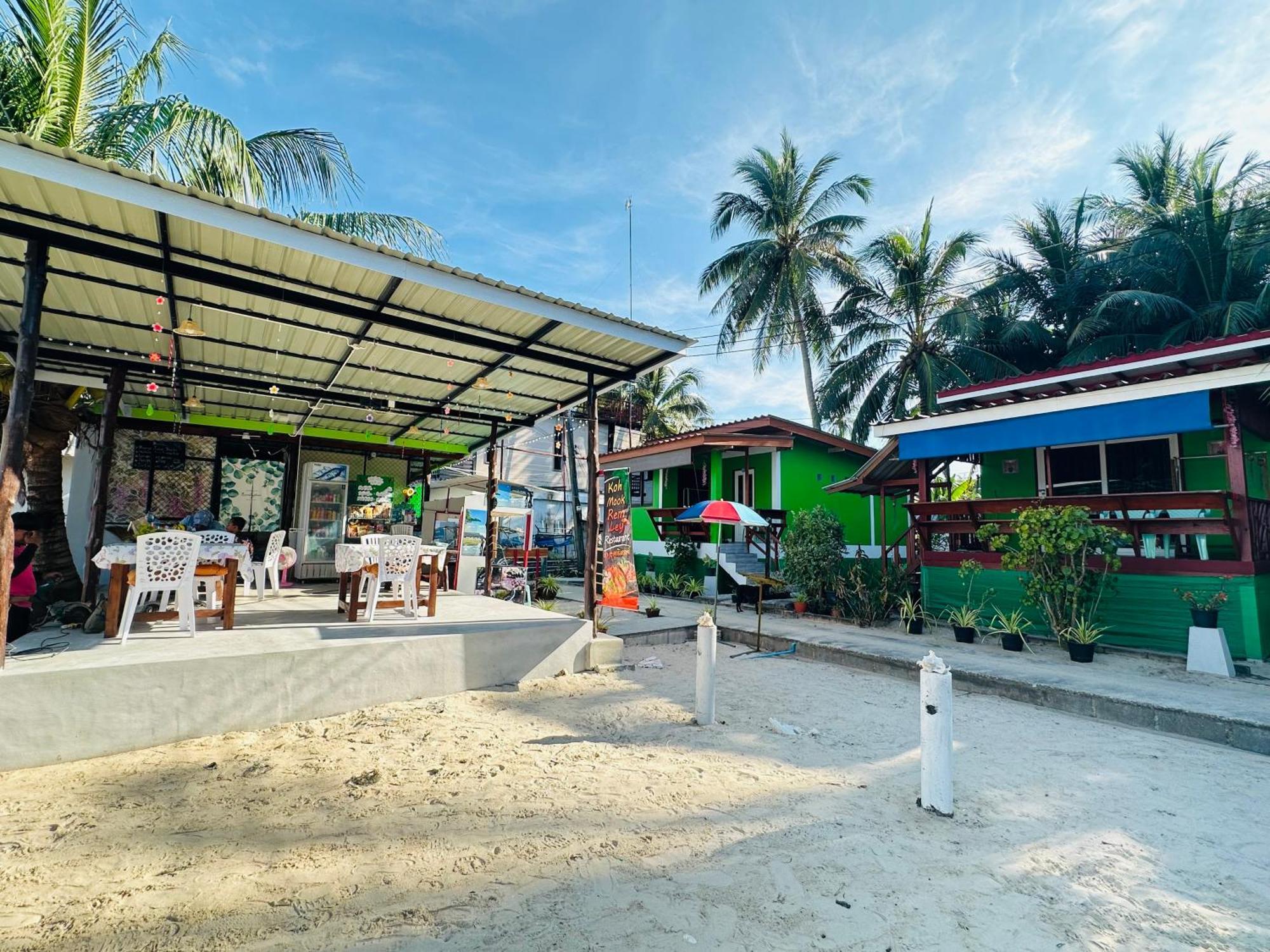 Koh Mook Rem Ley Hotel Trang Ngoại thất bức ảnh