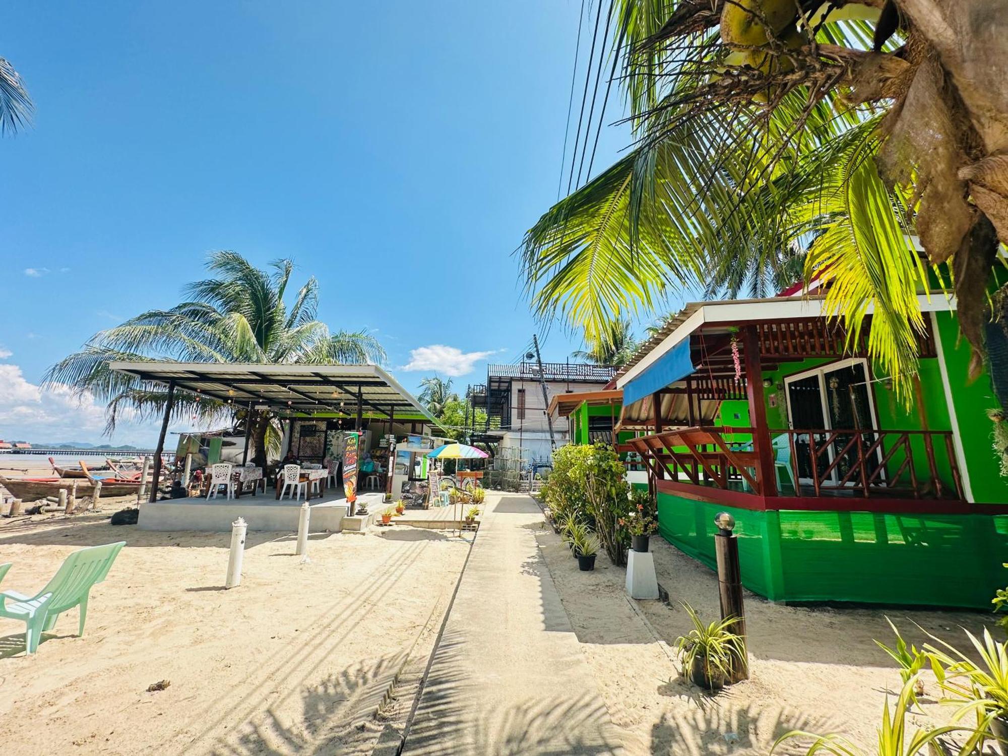 Koh Mook Rem Ley Hotel Trang Ngoại thất bức ảnh